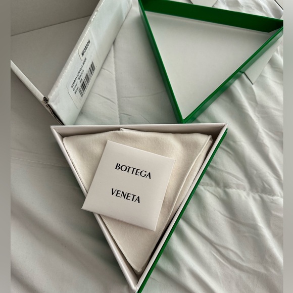 Bottega Veneta Monkey Cufflinks - Picture 5 of 6